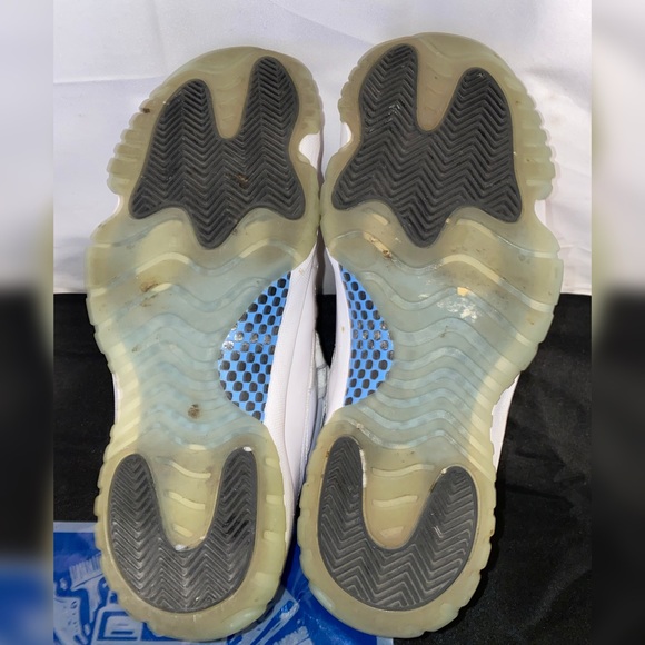 8oz Sole Sauce for Nike/Jordans Etc– Icy Sole Cleaner & Restorer - Picture 3 of 10